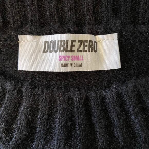 Double Zero Women's Knit Crewneck Sweater Size Small Black Bell Sleeve Winter - Picture 6 of 9